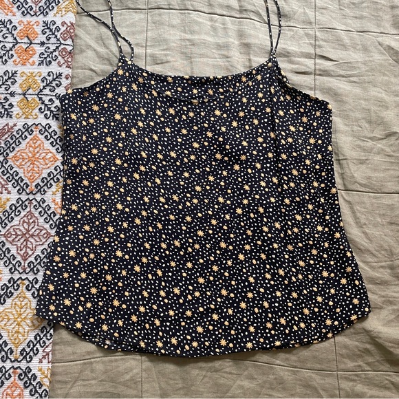 Reformation Atticus Top in Carolina - Picture 9 of 10